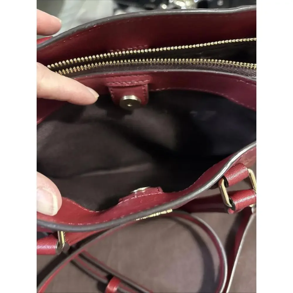 Coach Crocodile Leather Handbag Shoulder Bag Red‎ Beautiful